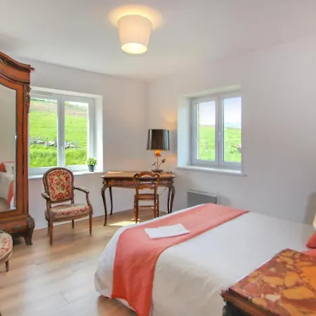Nice In With Wifi&4 Bedrooms Hébergement de vacances